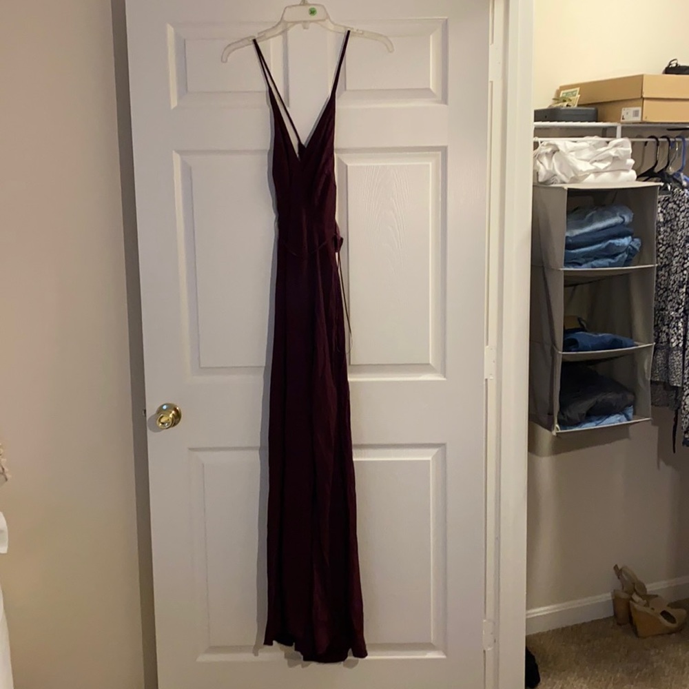 SALE🌿 NWT Plum Strappy Maxi Dress
